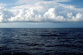 New finding: Shape-shifting clouds dampen the global cooling power of ocean heat uptake at tropical latitudes.