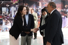 Julia Reynolds-Cuellar, managing director for the MIT-Africa Initiative (left), greets Sooroojdev Phokeer, the Mauritius ambassador to the U.S. (right), on April 7. In the background are Julius Akinyemi, director of the MIT-Africa Initiative (center-left), and the president of Mauritius, Ameenah Gurib-Fakim (center-right). 
