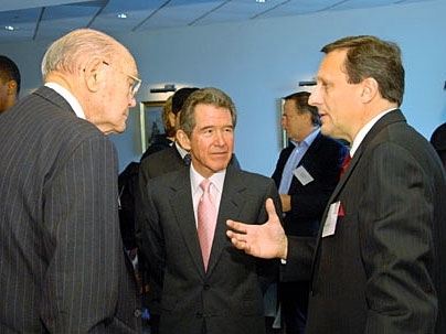 Lord John Browne, group chief executive of BP, center, discusses issues of principle and profit with David Morgenthaler, founding partner of Morgenthaler, left, and Daniel Vasella, chairman and CEO of Novartis AG, at the MIT Faculty Club on Tuesday, May 2.