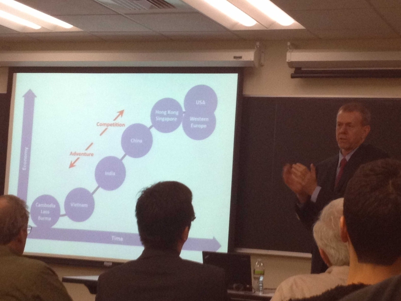CLP Holding's Peter Littlewood discusses China and India's power sector and economy with MIT researchers and students on Thursday.