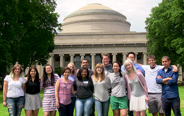 2014 MPC/CMSE interns: (back row, from left) Karen Diaz Toledo, Sarah M. Arveson, Jessica Ma, Catherine Groschner, Rahul S. Kini, Kevin Romero, John Lee, Eric Bailey, and Gabriel Denham; (front row, from left) Naomi Morales Medina, Kayla Robinson, Meredith Fields, Julia Zhao, and Alyssa Johnson.