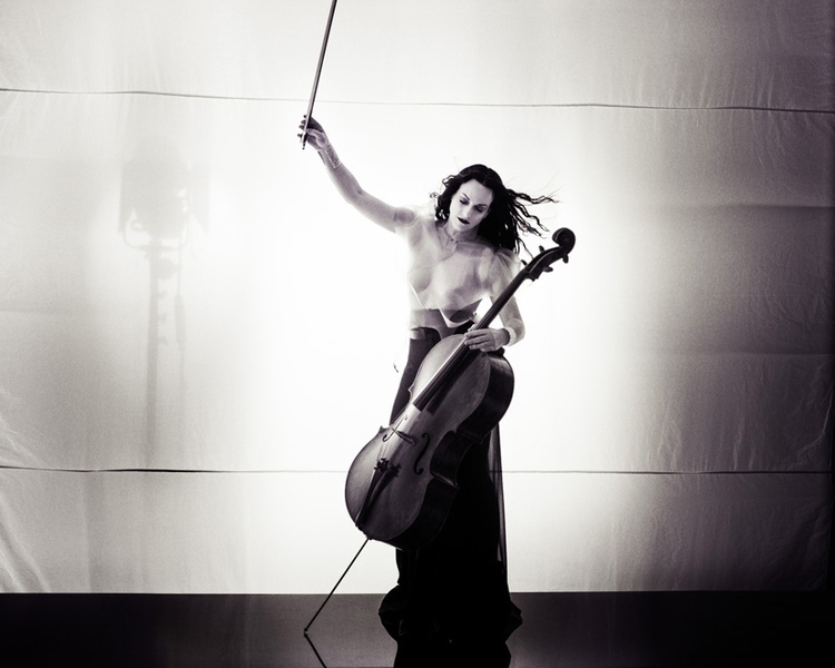 Maya Beiser.