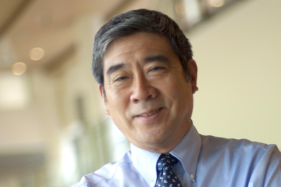 Political scientist Kenneth Oye has discovered that collaborating with technologists is a very effective way to inform good policy on the issues he cares about most — from climate change to synthetic biology. He believes that MIT has a leadership role in understanding and engaging with the consequences of the technologies we develop.