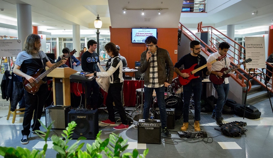 Live music at the OpenMind::OpenArt gallery opening