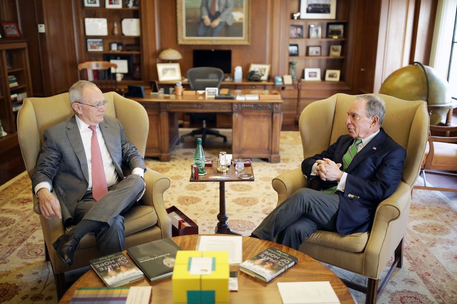 MIT President L. Rafael Reif (left) met with entrepreneur, philanthropist, and MIT’s 2019 Commencement speaker Michael Bloomberg in Reif’s office before the commencement exercises.