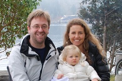 Andrés Barriga, MBA ’13, with his wife, Anita Valdes and their daughter, Sofia
