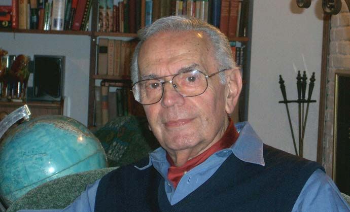 Professor Emeritus János Miklós Beér dies at 95 | MIT News ...