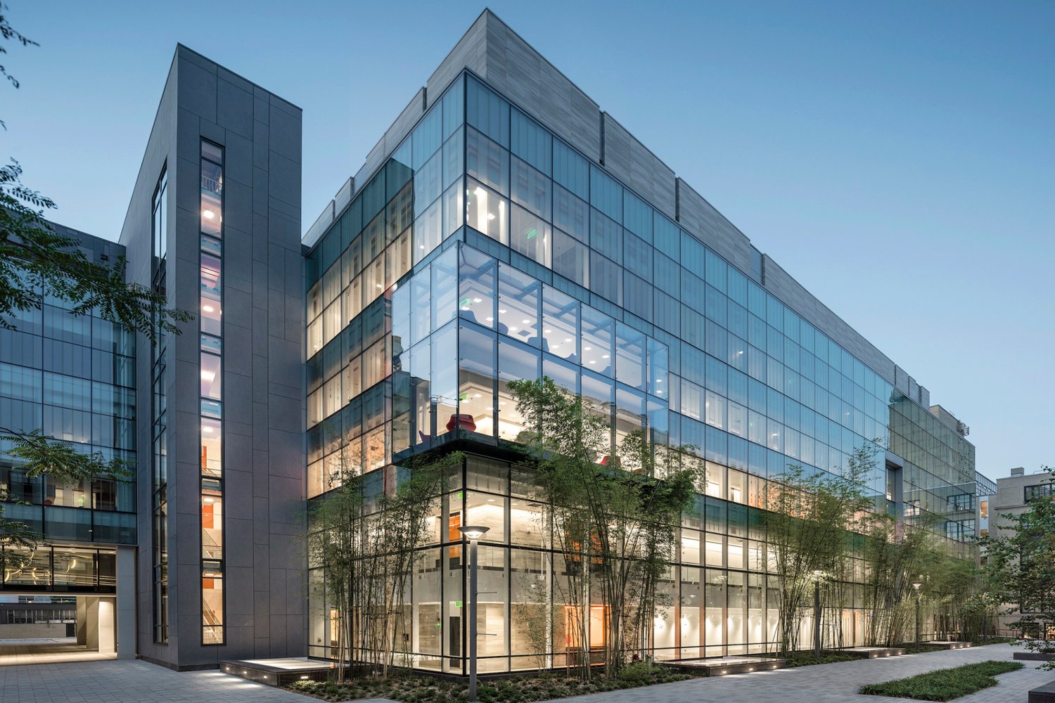 [情報] MIT的奈米中心12號大樓將以Lisa Su命名