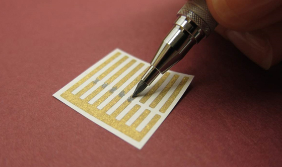 Pencil draws carbon nanotubes on paper