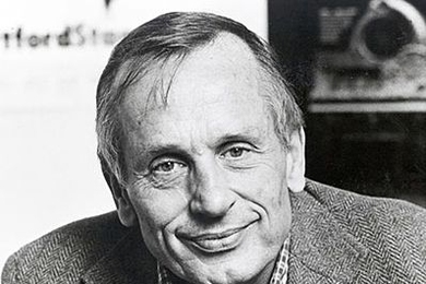 Longtime MIT professor of humanities A.R. "Pete" Gurney