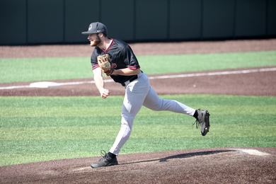 Mason Estrada pitching