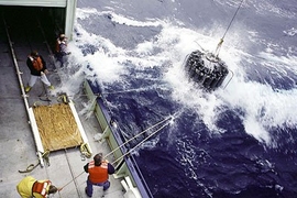 A CTD (conductivity, temperature and depth) sensor system is lowered into the ocean in preparation for recording the kinds of measurements that can now be predicted using a system developed by MIT’s Pierre Lermusiaux and his colleagues.