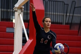 Senior Jenny Astrachan of the MIT women's volleyball team