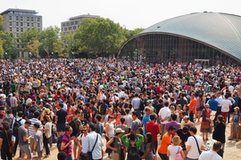 Several thousand people gathered at MIT to watch the partial solar eclipse on Aug. 21. 
