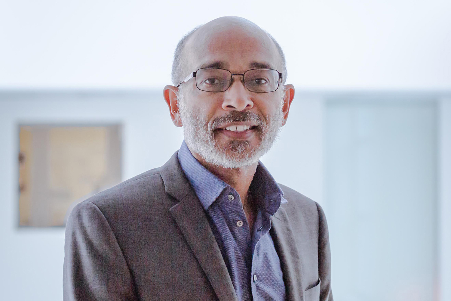 Emery Brown wins Swartz Prize for Theoretical and Computational Neuroscience