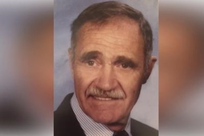 Professor Emeritus Walter Hollister, an expert in flight instrumentation and guidance, dies at 92