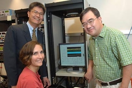 Chi-Sang Poon (left), principal research scientist in the Harvard-MIT Division of Health Sciences and Technology, stands next to Shawna MacDonald of mechanical engineering and Gang Song, an HST research scientist. The group has found that the body's innate ability to adapt to recurring stimuli may help in designing better artificial respirators.