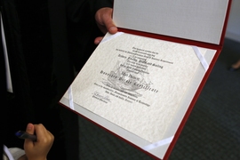 Damon received an authentic MIT Pirate Certificate, in reference to a scene from “The Martian,” in which  Damon’s character declares himself a space pirate.