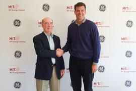 GE Power President and CEO Steve Bolze (right) with MIT Energy Initiative Director Robert Armstrong.