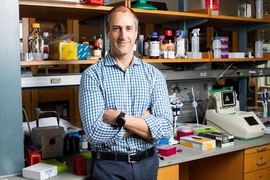Mark Bathe, associate professor in MIT’s Department of Biological Engineering
