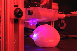 MIT engineers demonstrated a bariatric balloon that can be inflated in the stomach and then degraded by shining light on the seal, which is made of a novel light-sensitive polymer.