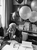 Franco Modigliani talks on the phone on the day in 1985 that he learned he had won the Nobel Prize in economics.