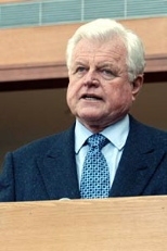 Sen. Kennedy addresses the crowd.