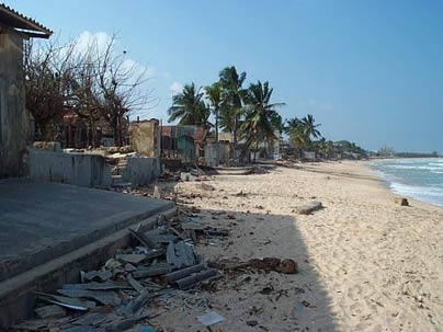 Trincomalee beach guest houses were devastated. <a onclick="MM_openBrWindow('guesthouses-enlarged.html','','width=509, height=583')">
<span onmouseover="this.className='cursorChange';">Open image gallery</span>
</a>
<noscript> <a href="guesthouses-enlarged.html">
<em>(no JavaScript)</em>
</a>
</noscript>