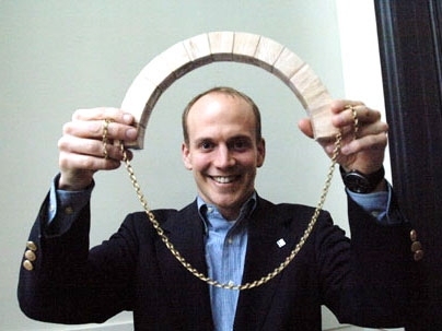 Ochsendorf shows a wooden arch (above) and chain (making arch) below. He is in the Building Technology Program.