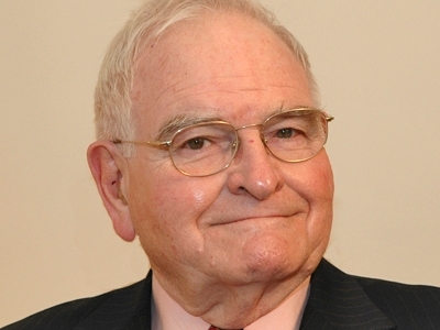 President emeritus Paul Gray has been named the recipient of the 2010 IEEE Founders Medal.