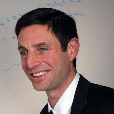 Michael Greenstone, the 3M Professor of Environmental Economics, has been named director of the Hamilton Project, a public-policy group at the Brookings Institution in Washington