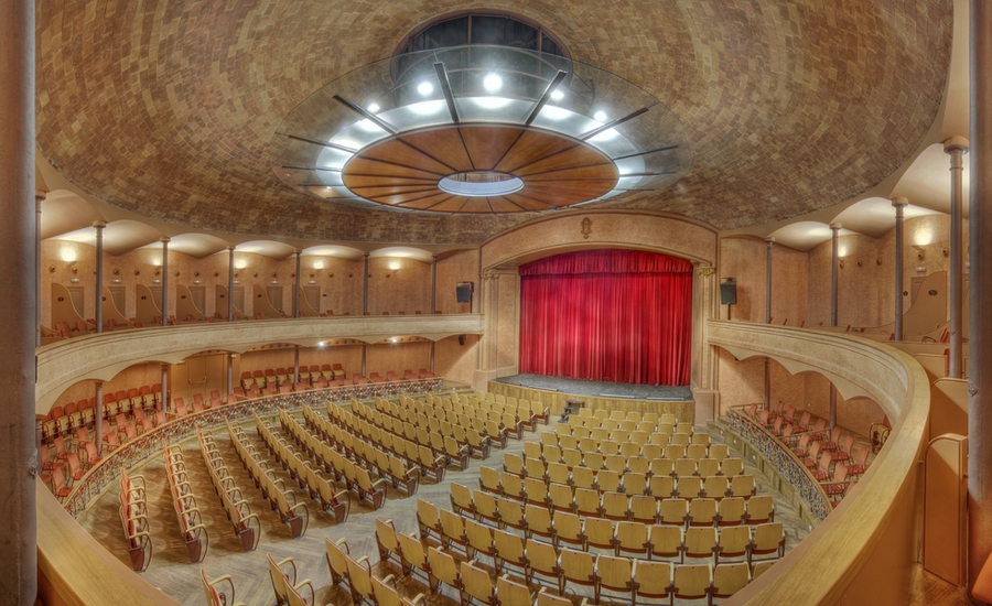 Near Barcelona, this was the first Guastavino building serving a public function.