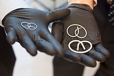 A close-up of the devices.