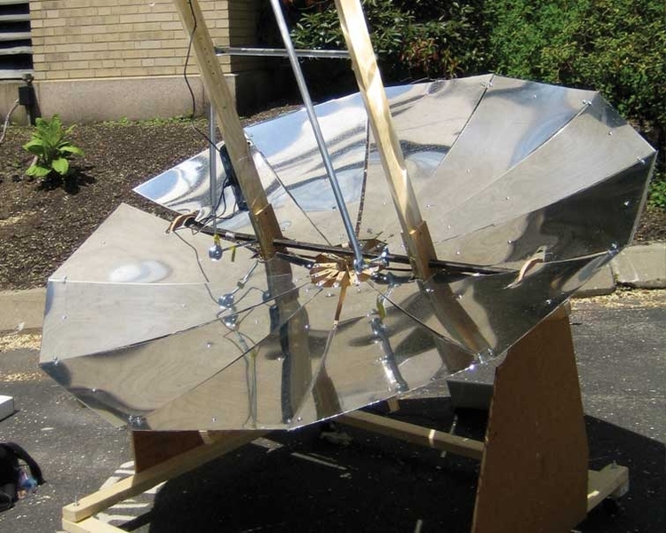 SolSource 3-in-1, a lightweight and portable solar energy device for cooking, heating and electricity. 