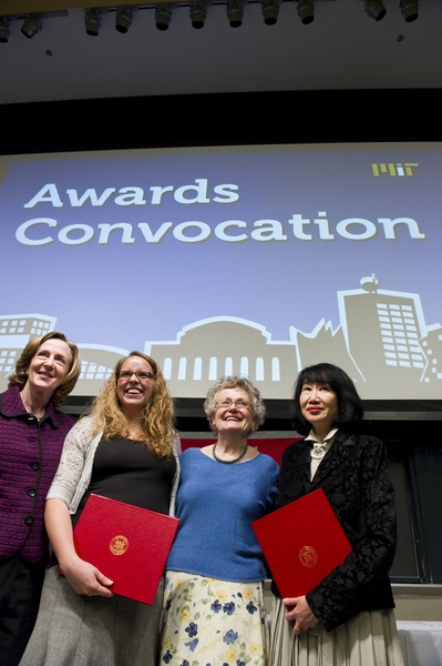 From left to right, MIT President Susan Hockfield, Compton Prize winner Catherine Melnikow '10, and Laya Wiesner Community Award winner Kimie Shirasaki at the 2010 Awards Convocation.