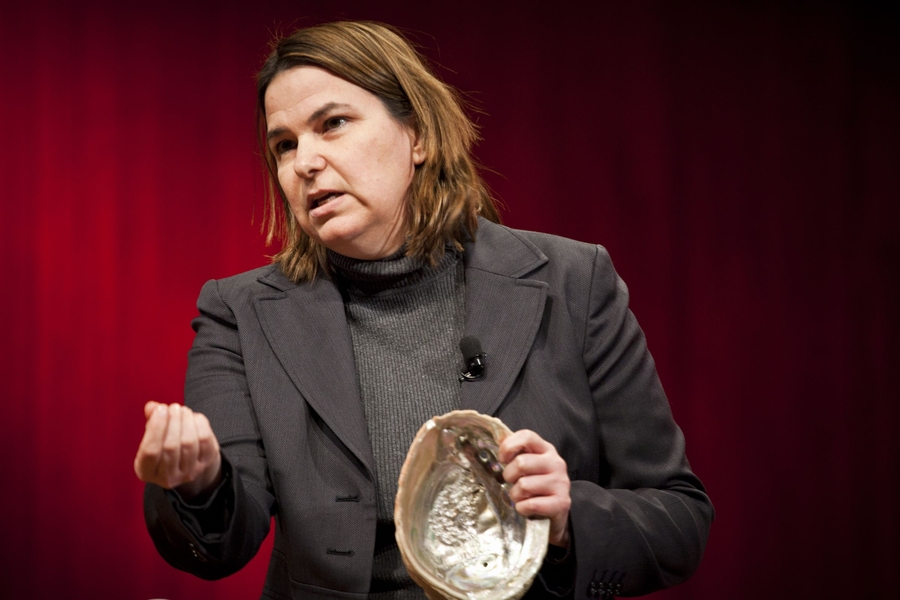 Angela Belcher, the W.M. Keck Professor of Energy, described her work on harnessing viruses to produce materials for batteries and solar cells.