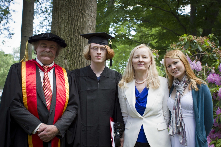Family rules at MIT: Ian Hunter, left, the Hatsopoulos Professor of Mechanical Engineering, with his son, Nicholas, who graduated Friday; wife, Dr. Lynette Jones, a senior research scientist in the Department of Mechanical Engineering; and daughter, Bridget, a freshman at MIT.