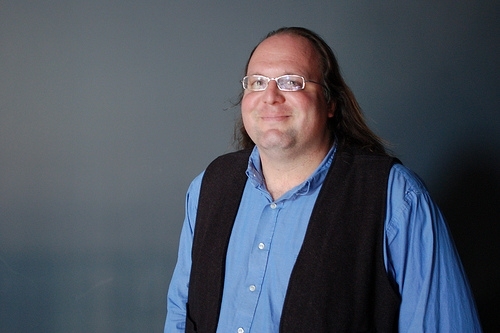 Ethan Zuckerman, the new MIT Center for Civic Media director, is als co-founder of Geekcorps and founder of the international blogging platform Global Voices.