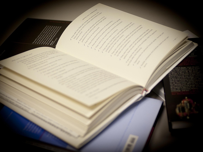 A new brain-imaging study suggests that reading difficulties are the same regardless of overall intelligence.