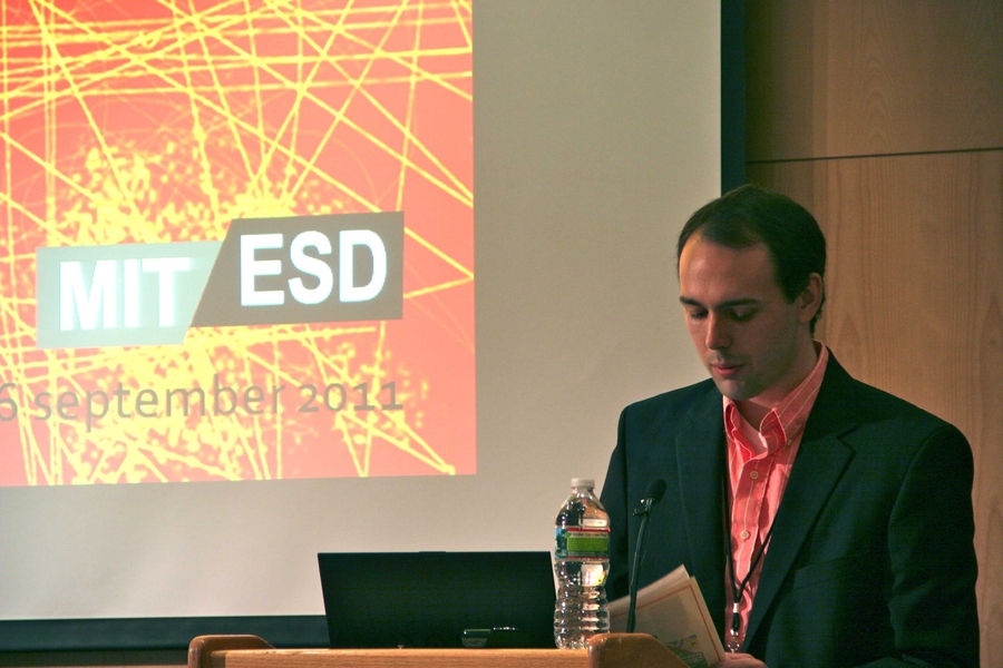 ESD PhD student Paul Grogan, on behalf of the ESD Alumni Event Committee, welcomes ESD alumni, faculty, and students.