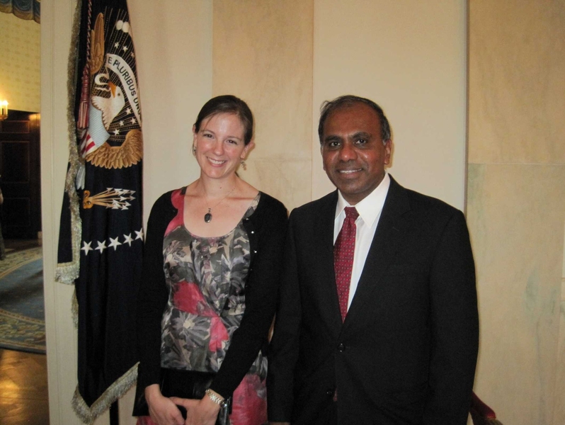 Trish Gregg and Subra Suresh pictured at the White House. Another MIT alum, Kate Huntington PhD '06, was among the 14 outstanding early career scientists invited to the event.