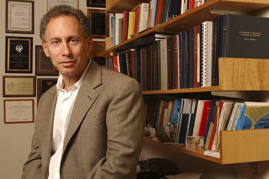 David H. Koch Institute Professor Robert S. Langer