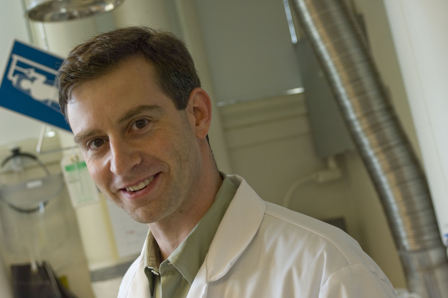 Assistant Professor of Mechanical Engineering Tonio Buonassisi.