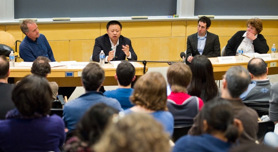 2011–12 Knight Fellows Alister Doyle, Hepeng Jia, Eli Kintisch and Joyce Murdoch speak on a panel about science communication. 