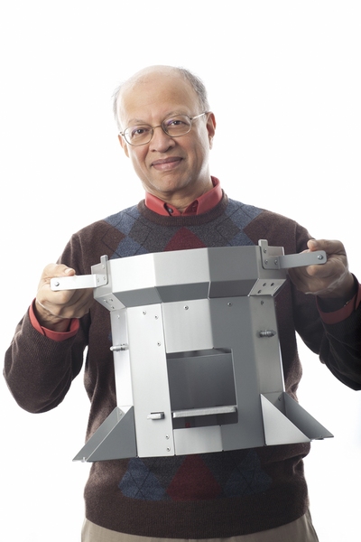 Dr. Ashok Gadgil, winner of the 2012 $100,000 Lemelson-MIT Award for Global Innovation.