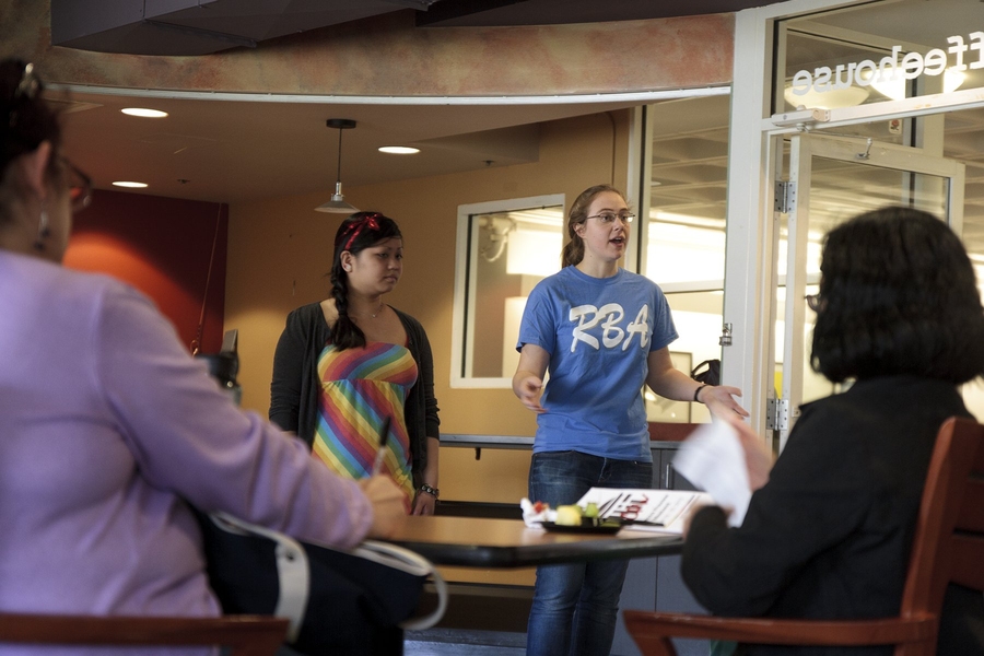 Two RAAs &#8212; Anne Juan &#39;12 and Miriam Zachau Walker &#39;13 &#8212; talk with parents of admitted students about the Residence Based Advising (RBA) Program, which provides academic support in the dorms. Resident Associate Advisors (RAAs) are upperclass students who live in the residence and mentor first-year students.