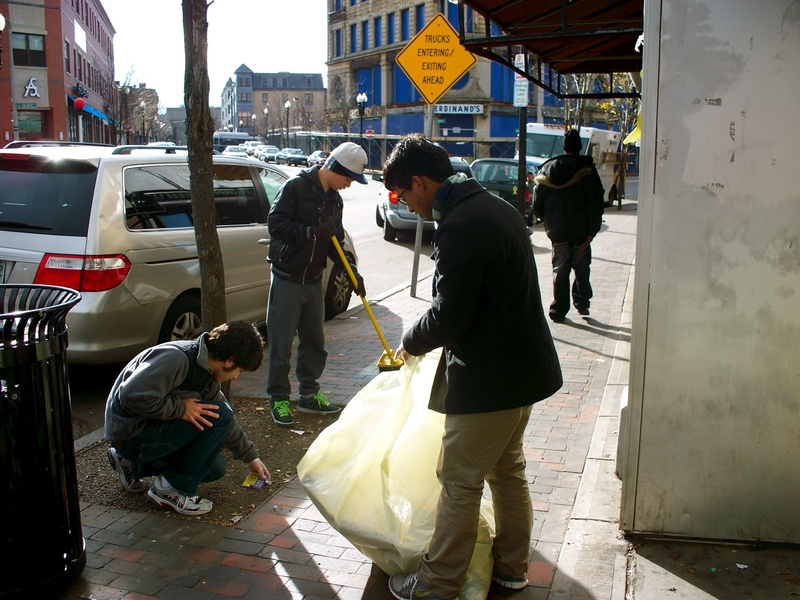 As a part of the Boston Shines project, Phi Kappa Theta brothers partnered with other members of the community to clean up the Back Bay neighborhood.