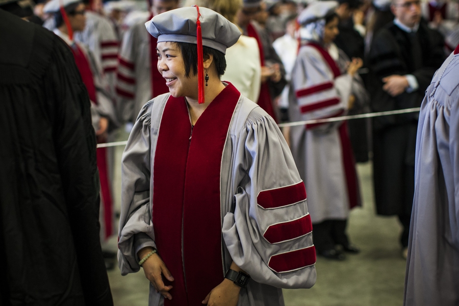 MIT faculty, staff and students made their way into Rockwell Cage prior to the ceremony.