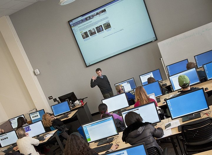 A workshop in the DIRC.