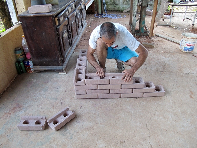 One IDDS team focused on developing a method for making durable, low-cost building bricks out of soil and cement.